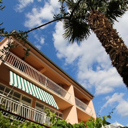 Apartmani Roje Sveti Filip I Jakov Bagian luar foto