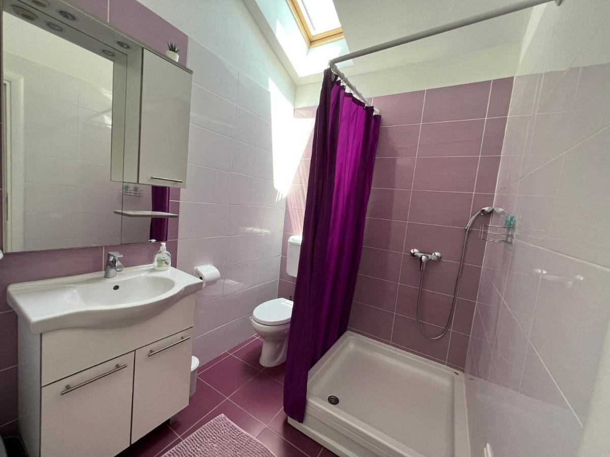 Apartmani Roje Sveti Filip I Jakov Bagian luar foto