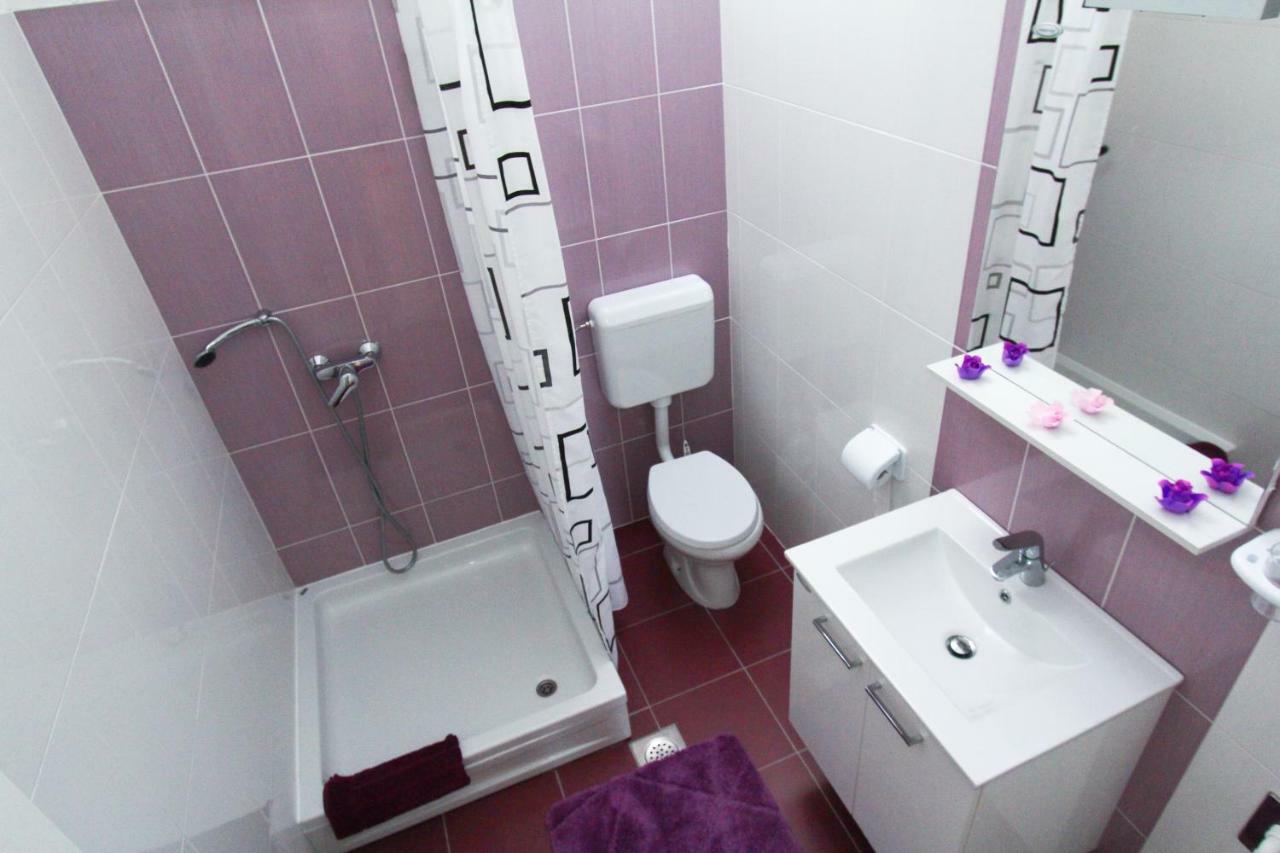 Apartmani Roje Sveti Filip I Jakov Bagian luar foto